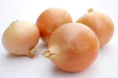 Photo "Onions". Licensed under GFDL 1.2 via Wikimedia Commons.
